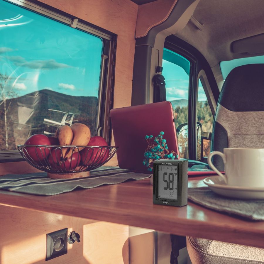 AcuRite Iris Weather Station with Wireless Display for Temperature, Humidity, Wind Speed/Direction, and Rainfall with Built-In Barometer and Iris Nano Display