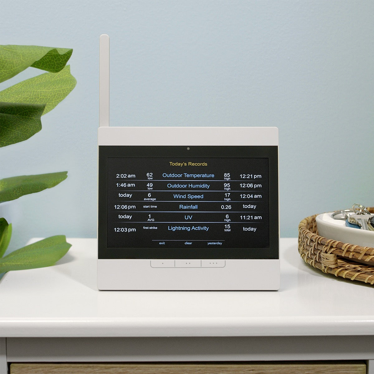 AcuRite Atlas® Weather Station with White HD Display and Lightning Detection Alt Records