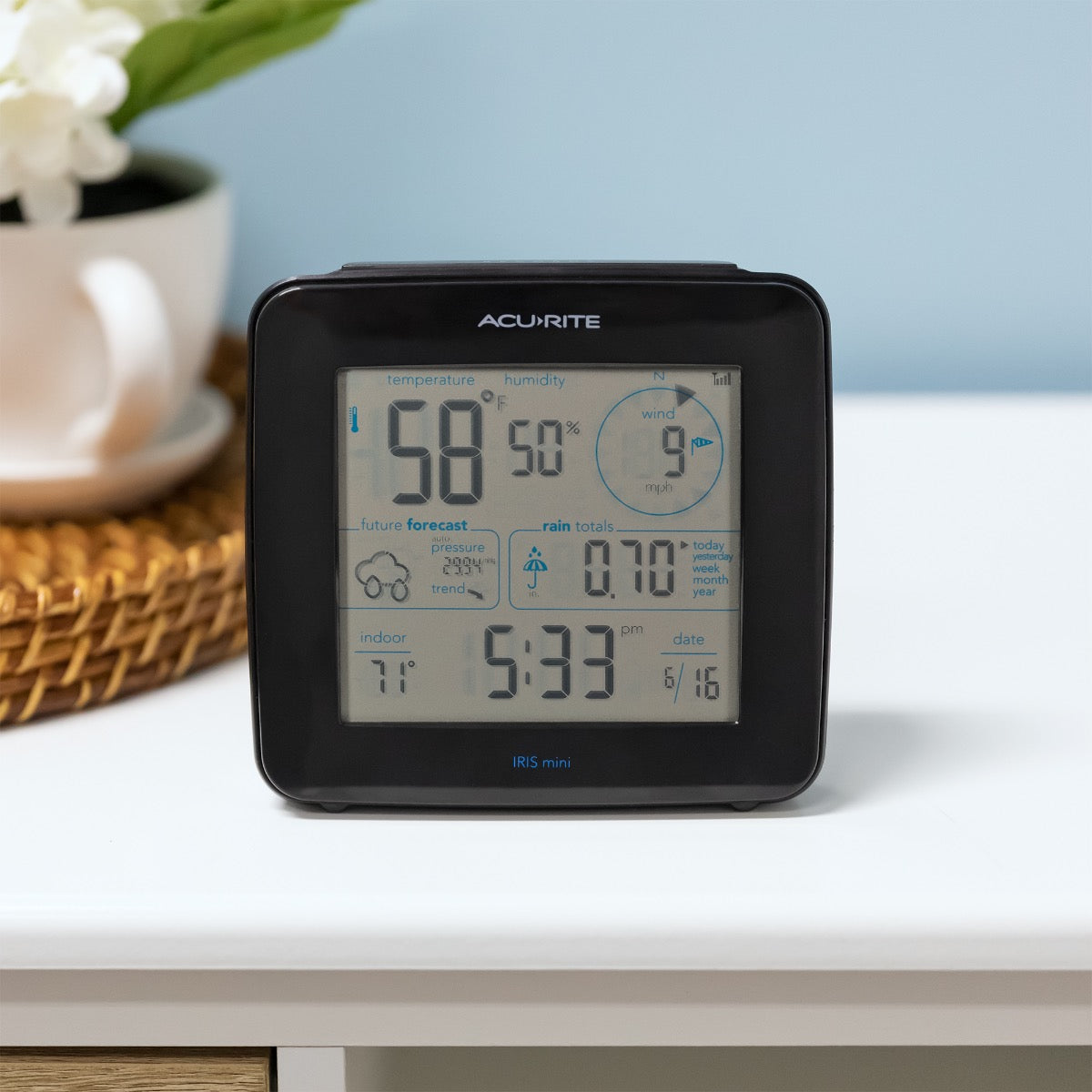 AcuRite Iris® Mini Wireless Weather Station Display Alt