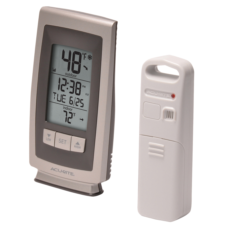 AcuRite Digital Indoor / Outdoor Thermometer with Intelli-Time Clock 00754
