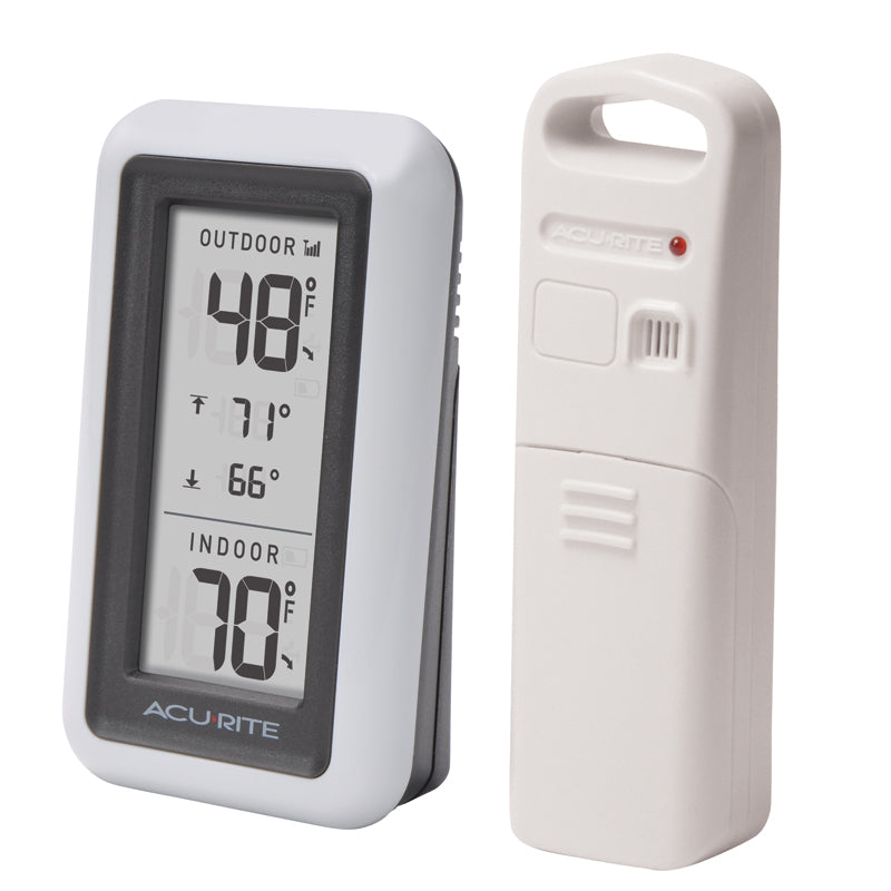 4.5-Inch Thermometer with Indoor/Outdoor Temperature