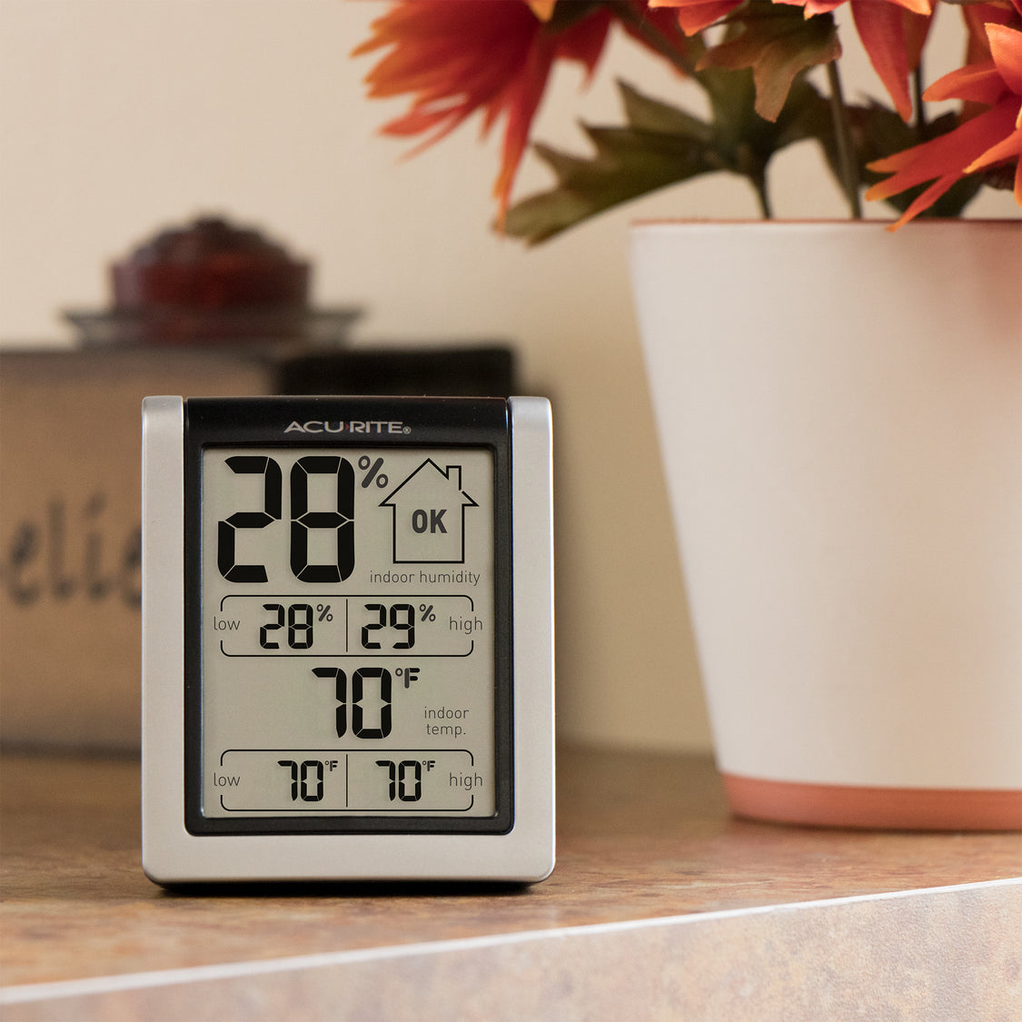 AcuRite Indoor Temperature and Humidity Monitor