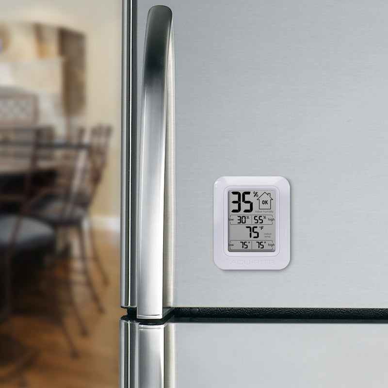 アキュレート Digital Indoor Temperature and Humidity Monitor – AcuRite