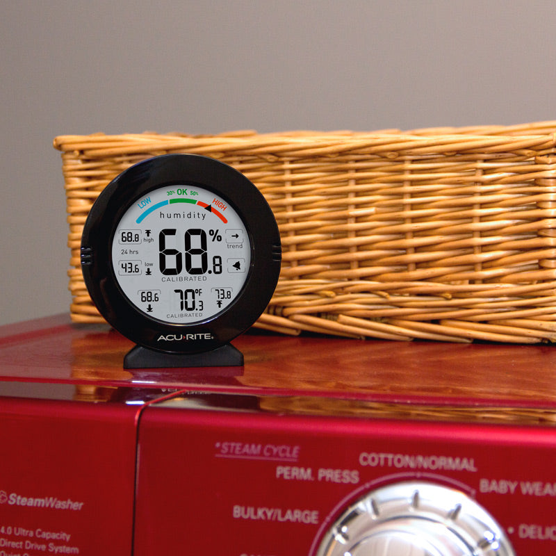 AcuRite Pro Accuracy Indoor Temperature and Humidity Monitor with Alarms