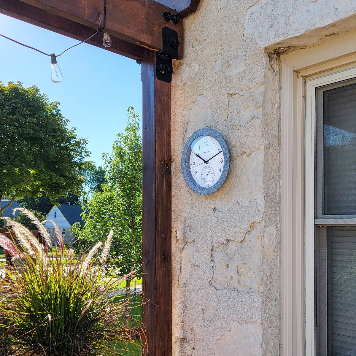 10-inch Faux Concrete Gray Speckled Matte Finish Clock with Thermometer
