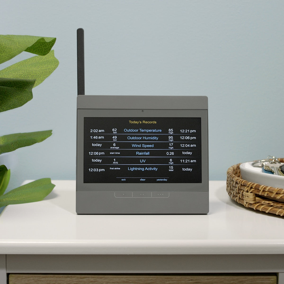 AcuRite Atlas® Weather Station with Gray HD Display and Lightning