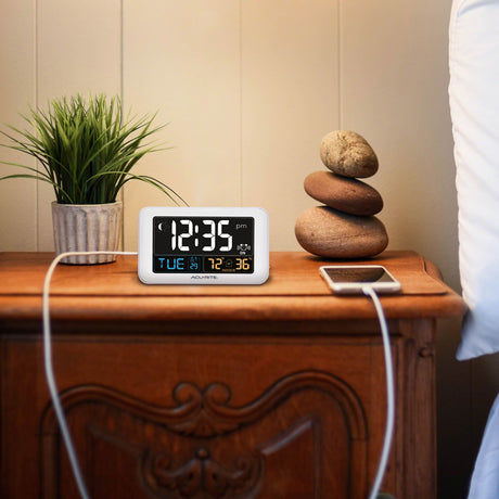 AcuRite Digital Alarm Clock with USB Charger