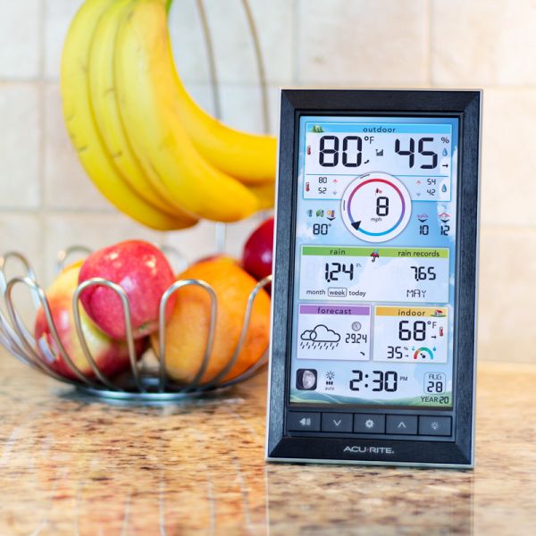 LCD Color Display for PRO+ 5-in-1 Weather Station on a Counter – AcuRite Weather Devices