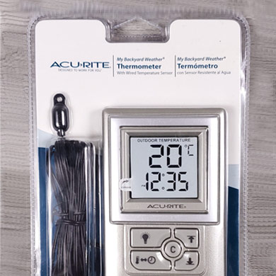2000s AcuRite Digital Thermometer with Wired Probe. Image credit: eBay.